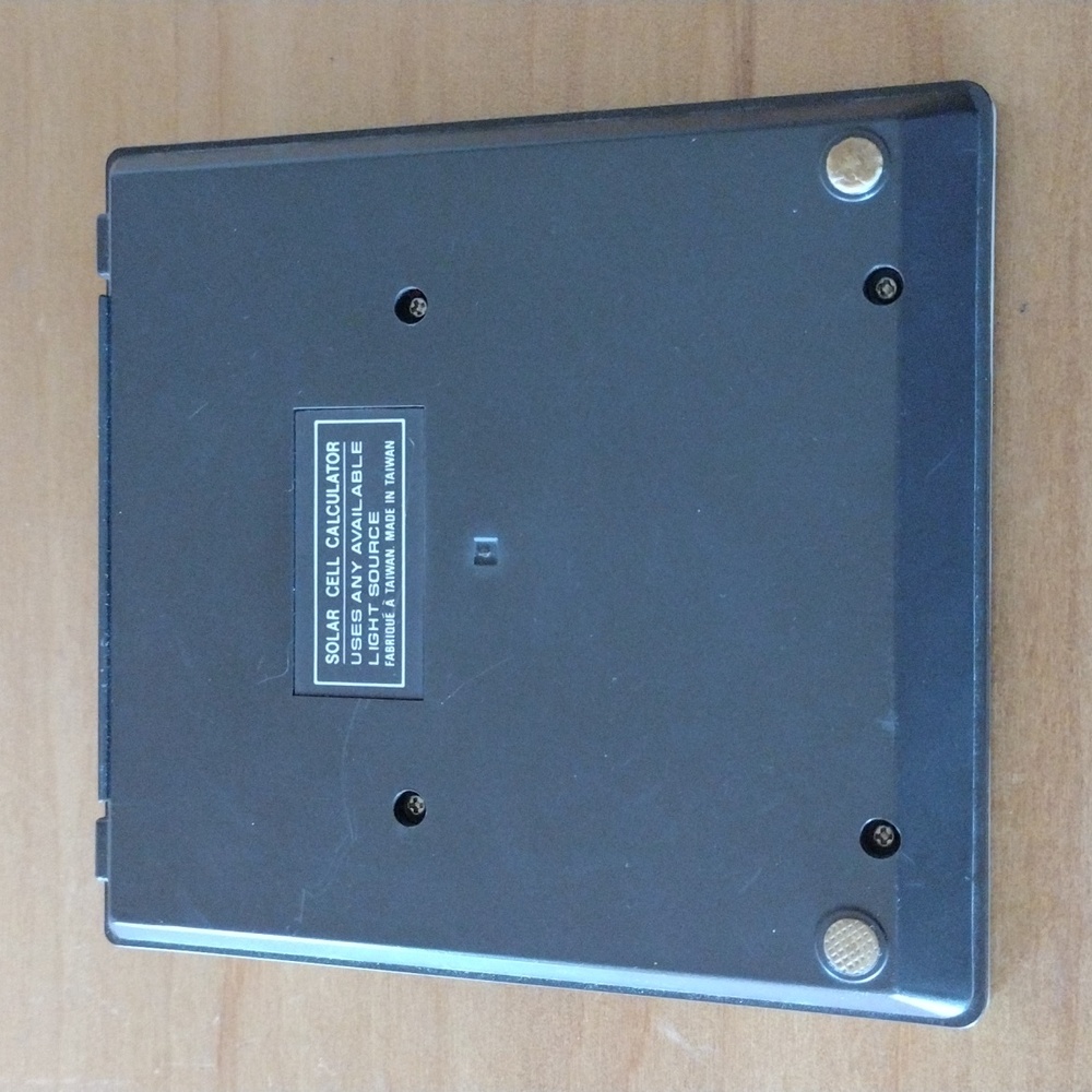 BusinessWeek Technico Solar Calculator - Picture 2 of 2
